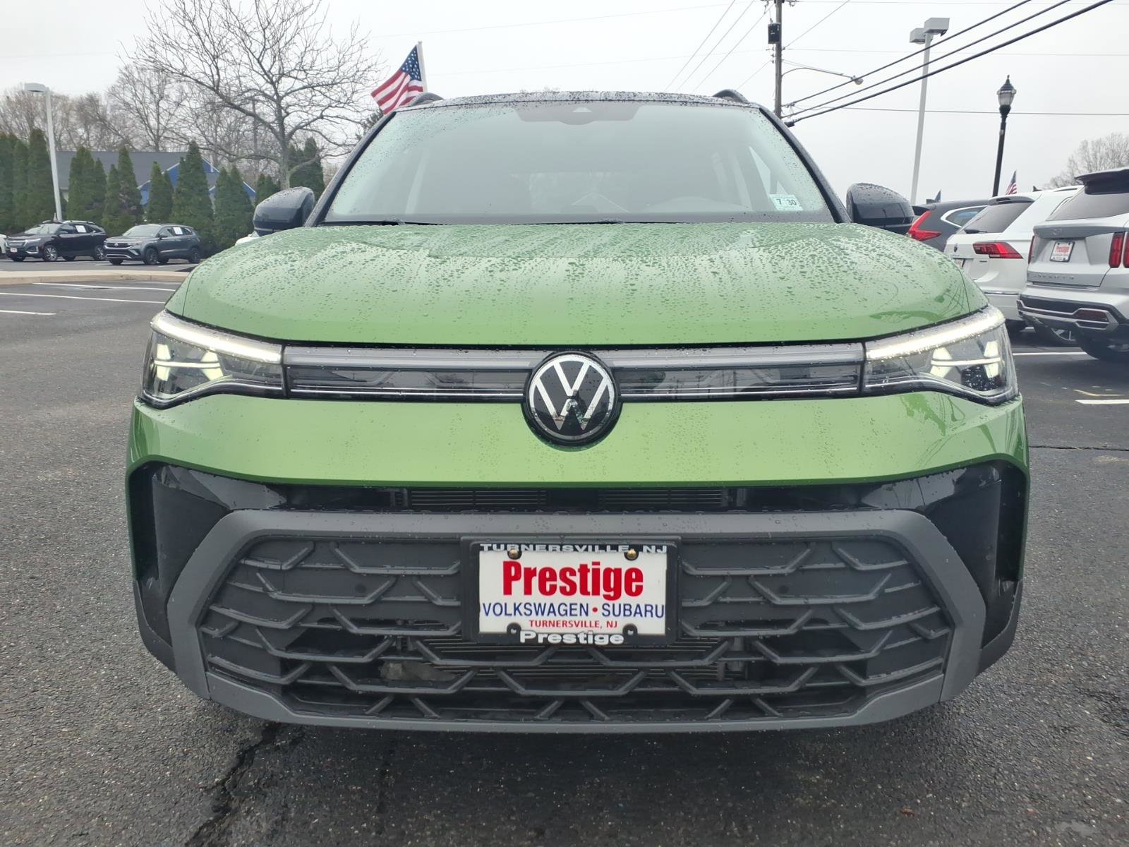 Used 2025 Volkswagen Taos SE image 6