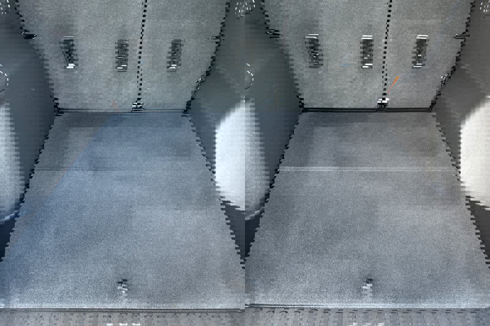 Used 2020 GMC Terrain SLE w/ Driver Convenience Package image 16