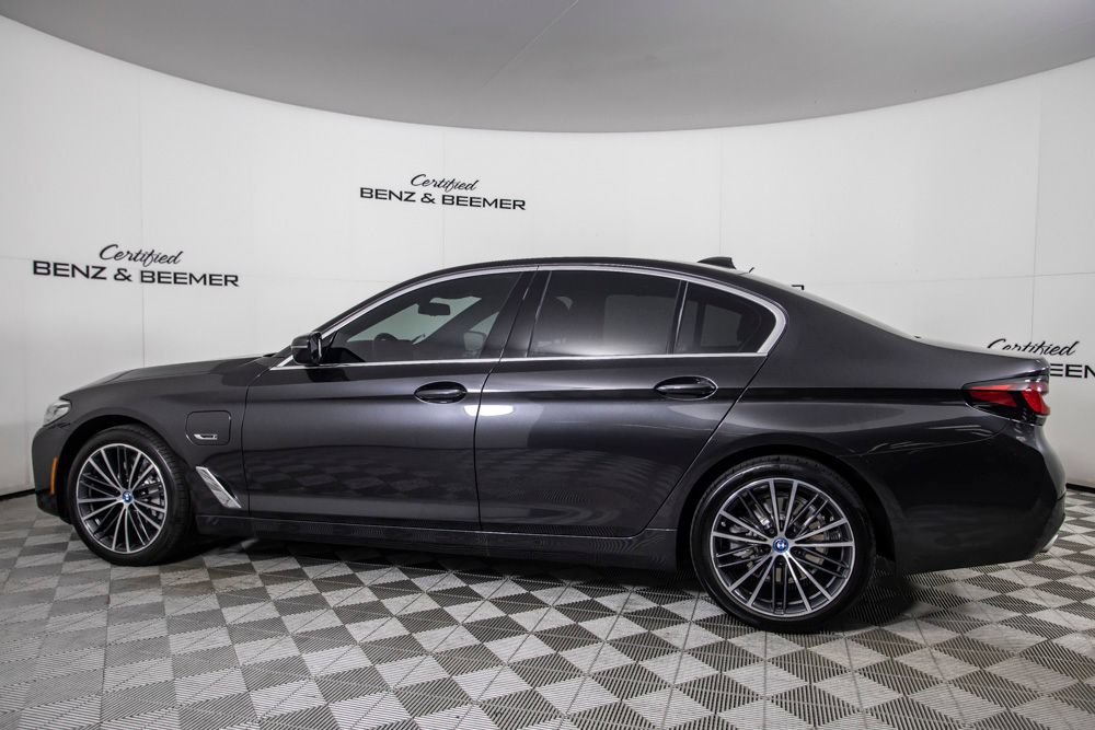 Used 2023 BMW 530e w/ Convenience Package RWD image 11