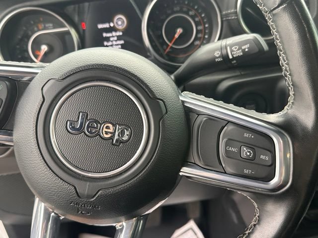 Used 2022 Jeep Gladiator Overland w/ Popular Equipment Package AWD/4WD image 28