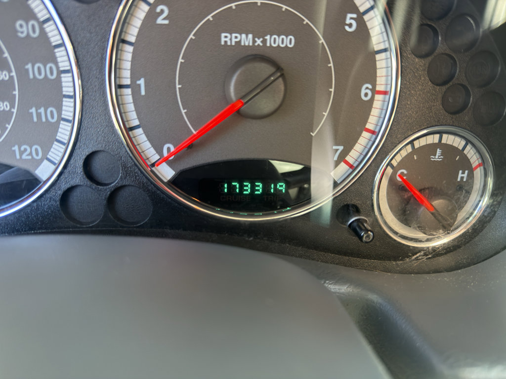 Used 2005 Jeep Liberty Limited AWD/4WD image 14