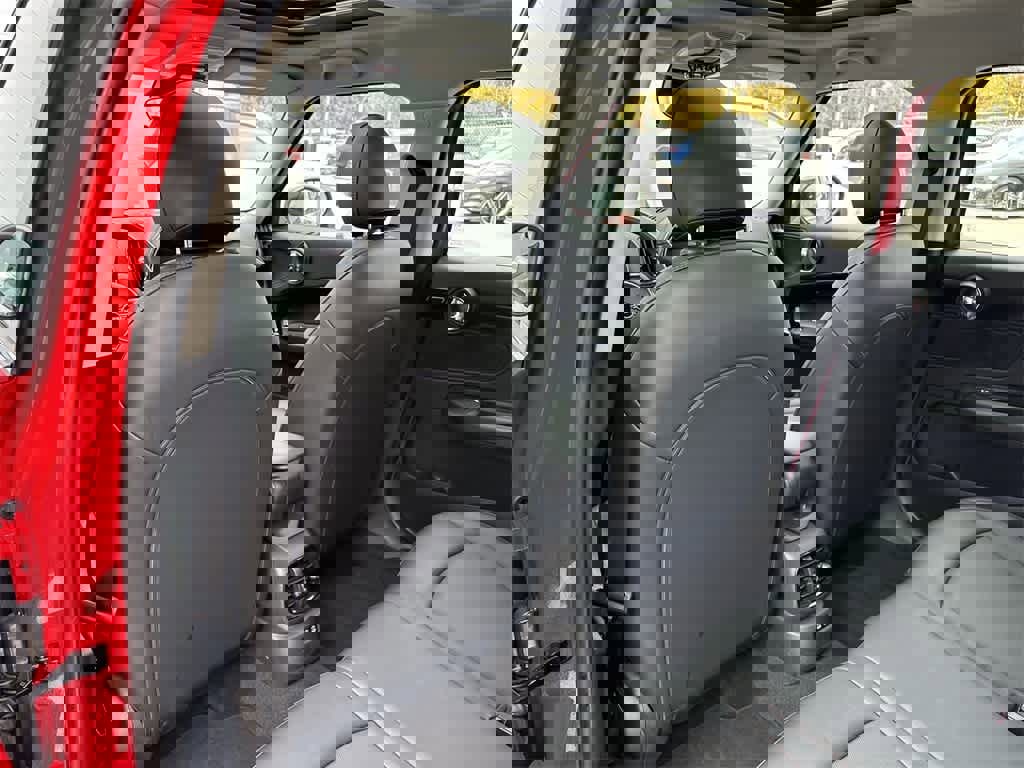 Used 2023 MINI Cooper Countryman image 13