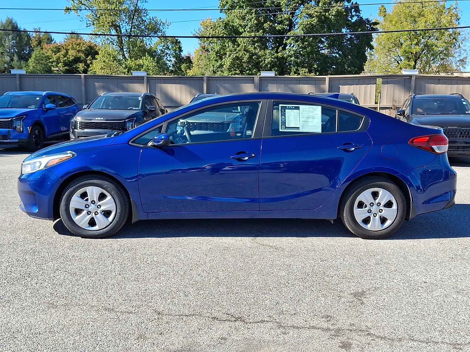 Used 2017 Kia Forte LX FWD image 8