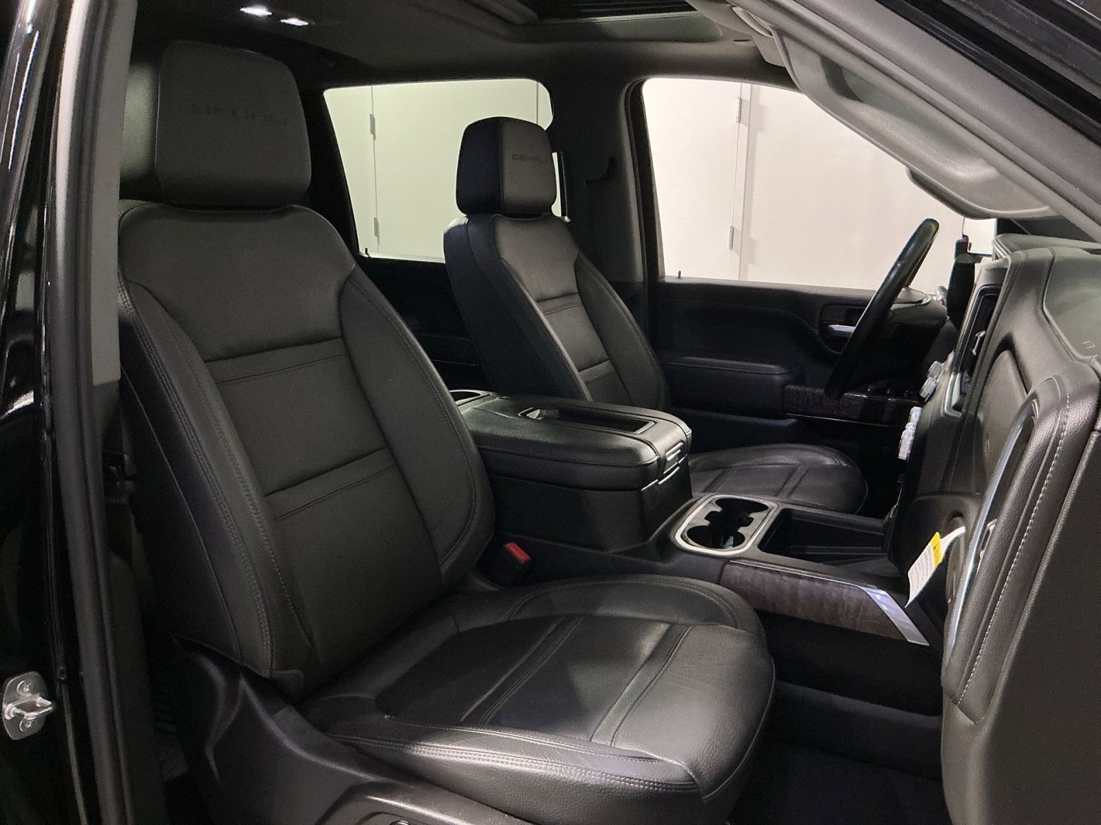 Used 2022 GMC Sierra 3500 Denali AWD/4WD image 26
