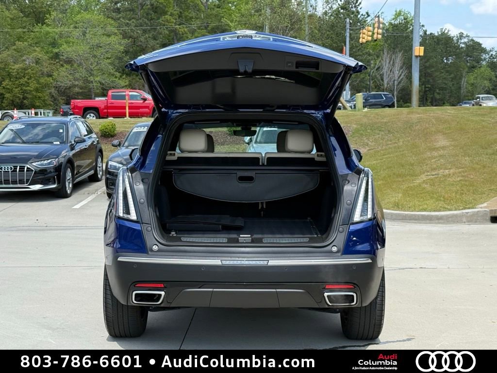 Used 2023 Cadillac XT5 Sportv w/ Technology Package AWD/4WD image 17