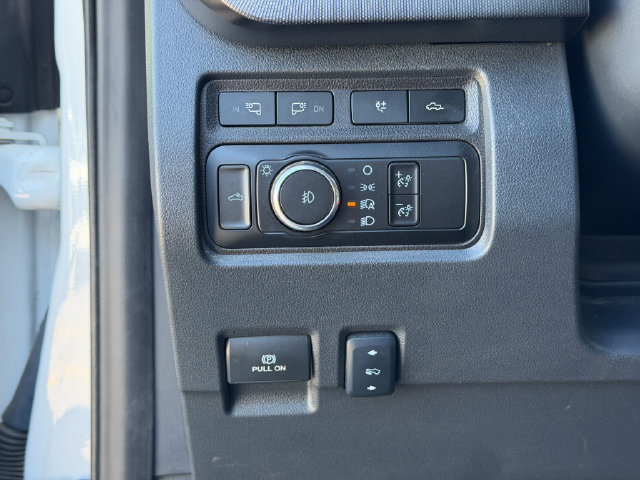Used 2024 Ford F250 Platinum w/ FX4 Off-Road Package AWD/4WD image 9