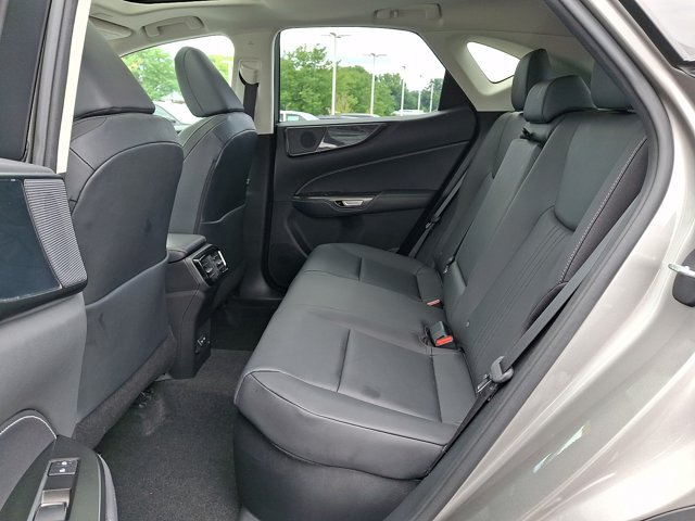 Used 2022 Lexus NX 350h AWD image 10