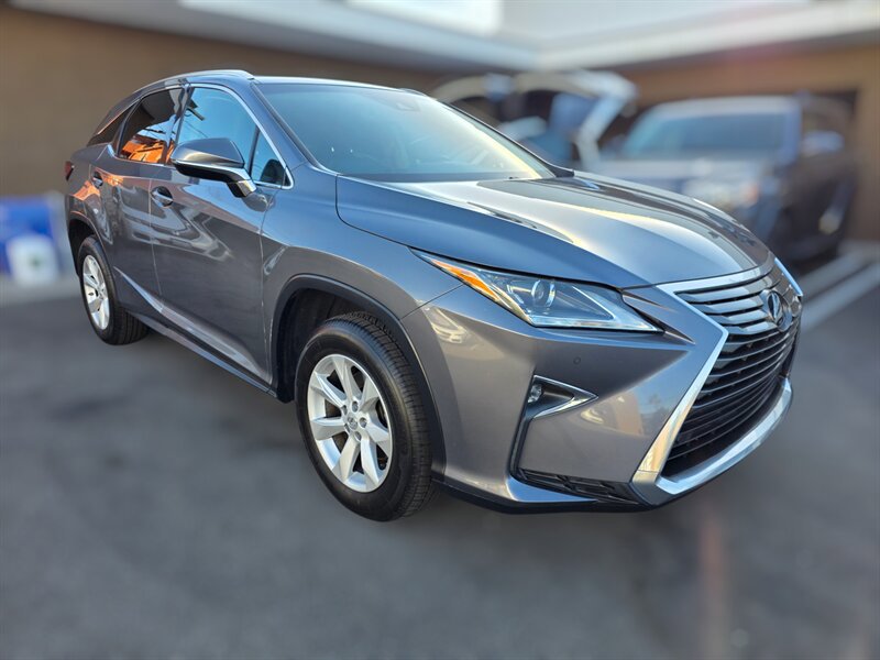 Used 2017 Lexus RX 350 FWD w/ Premium Package image 4