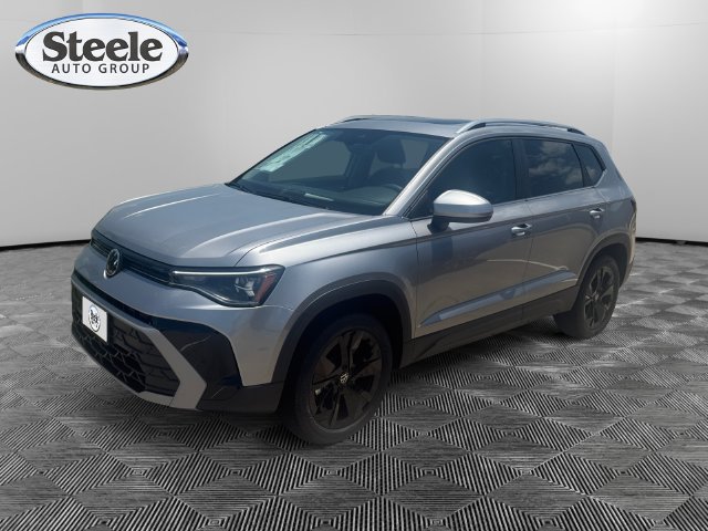 New 2026 Volkswagen Taos SE