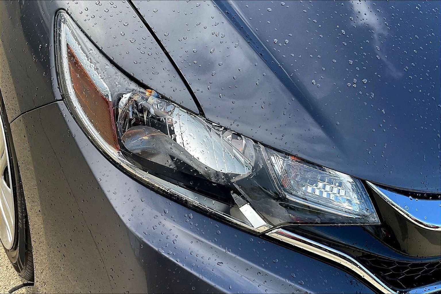 Used 2019 Honda Fit LX image 31