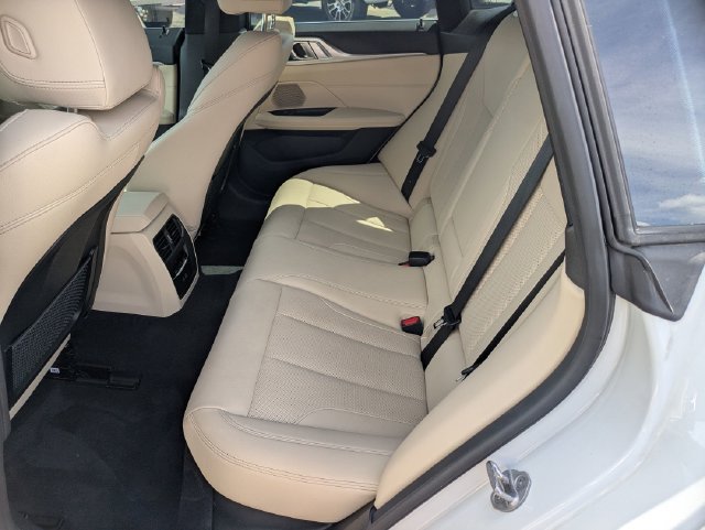 Used 2024 BMW i4 eDrive40 w/ Premium Package RWD image 27