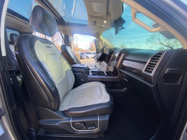Used 2020 Ford F450 Limited image 23