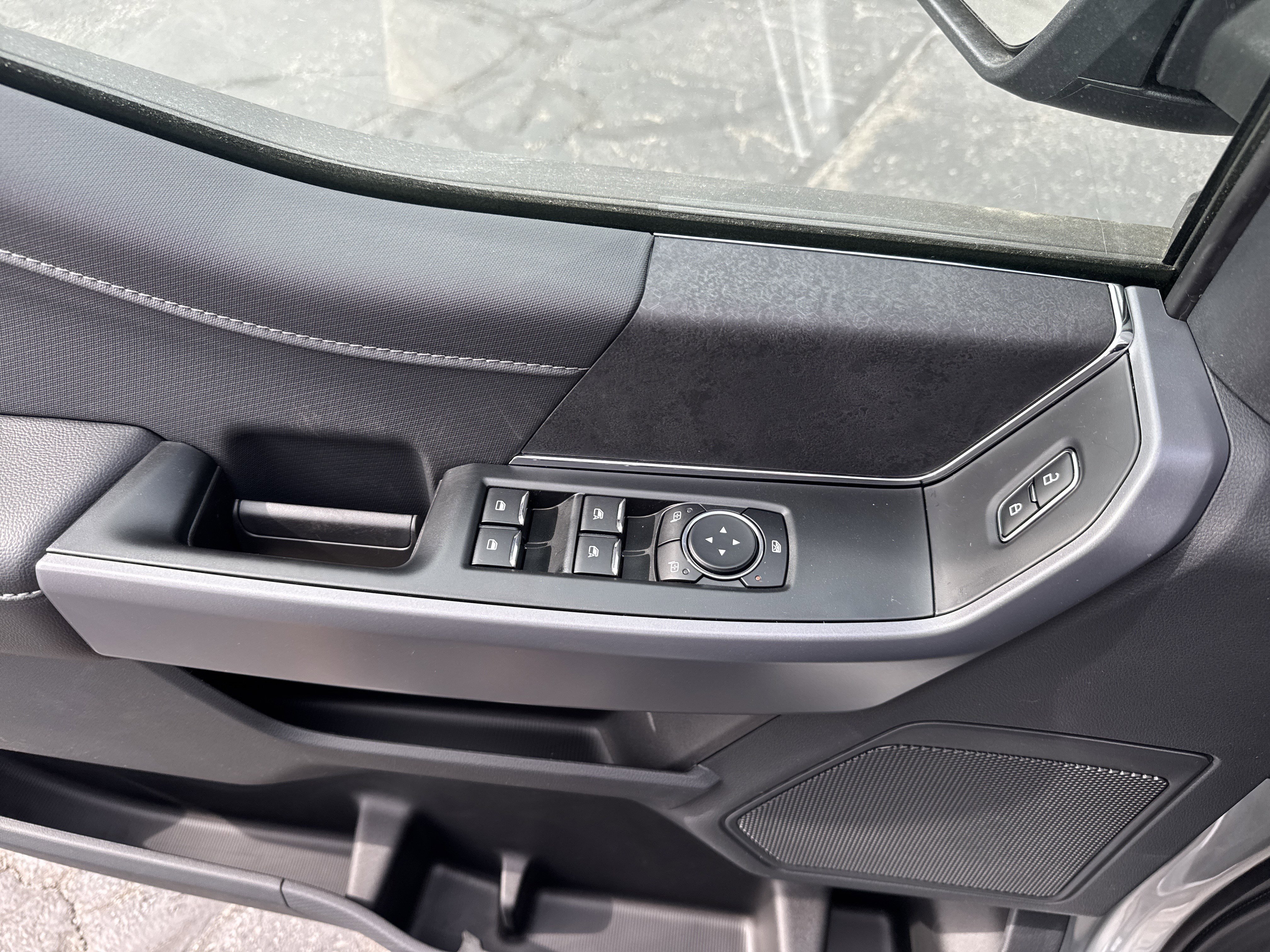 New 2025 Ford F150 XLT image 19