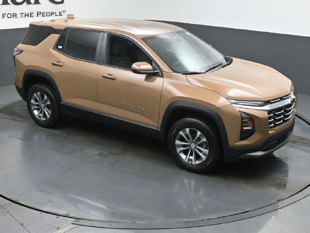 New 2027 Chevrolet Equinox LT w/ LPO, Floor Liner Package FWD image 26