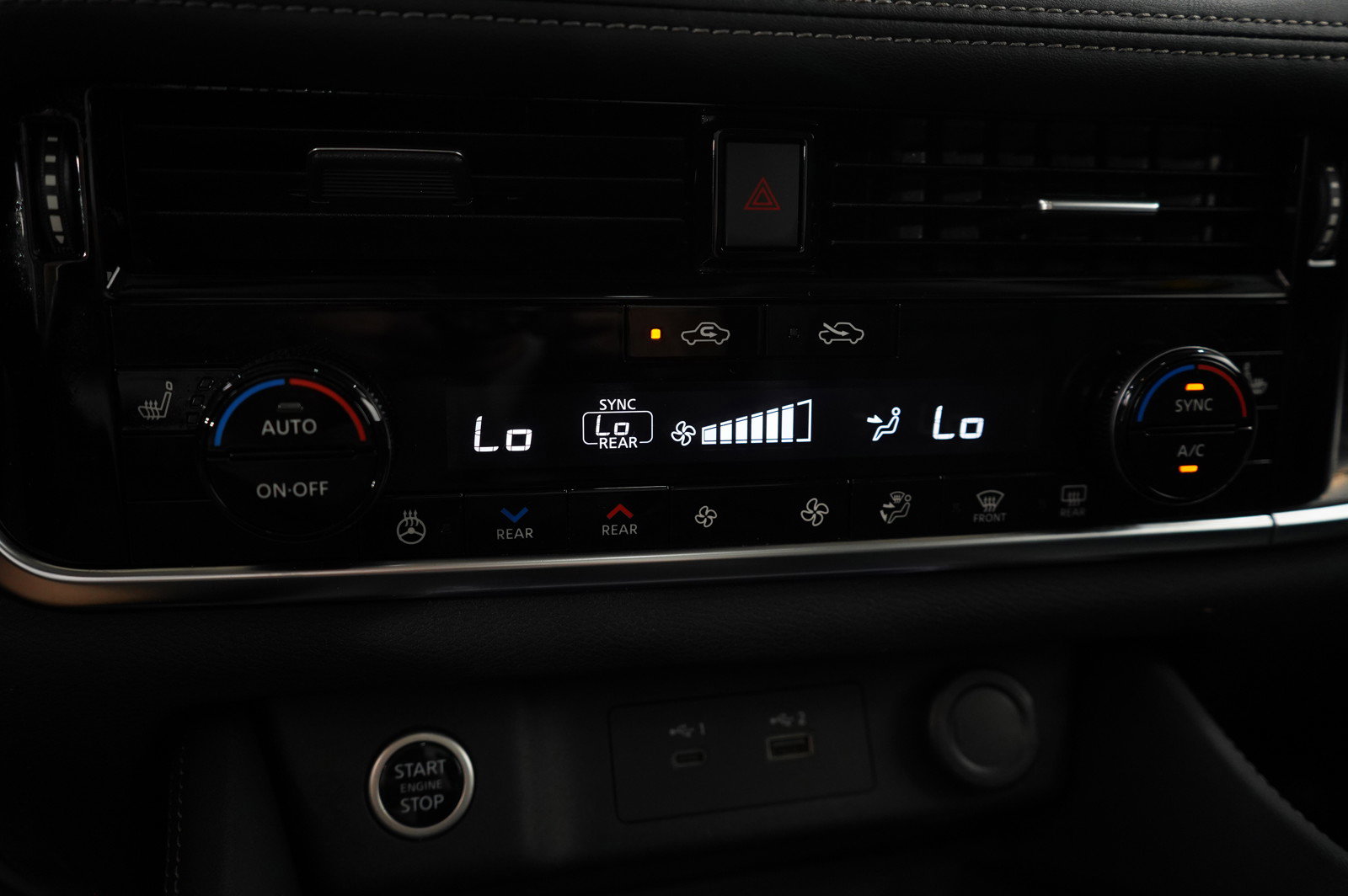 Used 2022 Nissan Rogue Platinum w/ Head-Up Display Package image 24