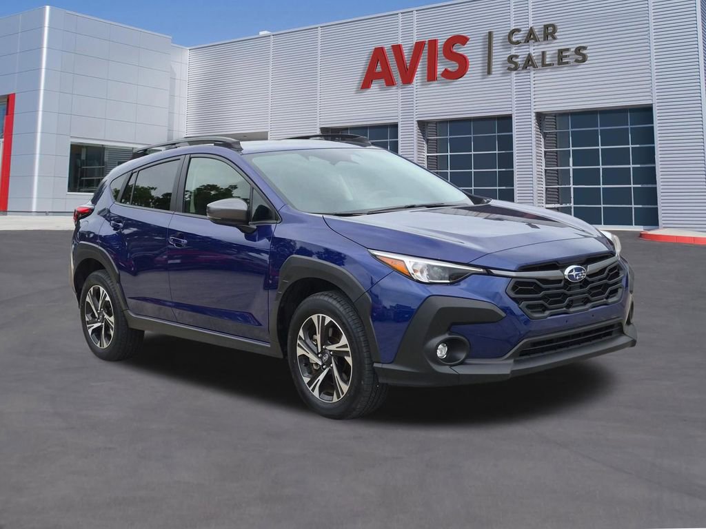 Used 2025 Subaru Crosstrek 2.0i Premium AWD/4WD image 3