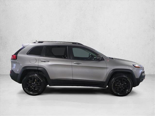 Used 2015 Jeep Cherokee Trailhawk w/ Comfort/Convenience Group image 4