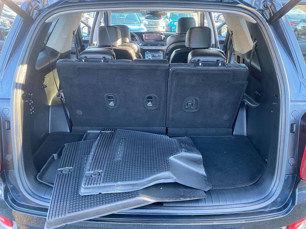 Used 2021 Hyundai Palisade Limited w/ Cargo Package image 28