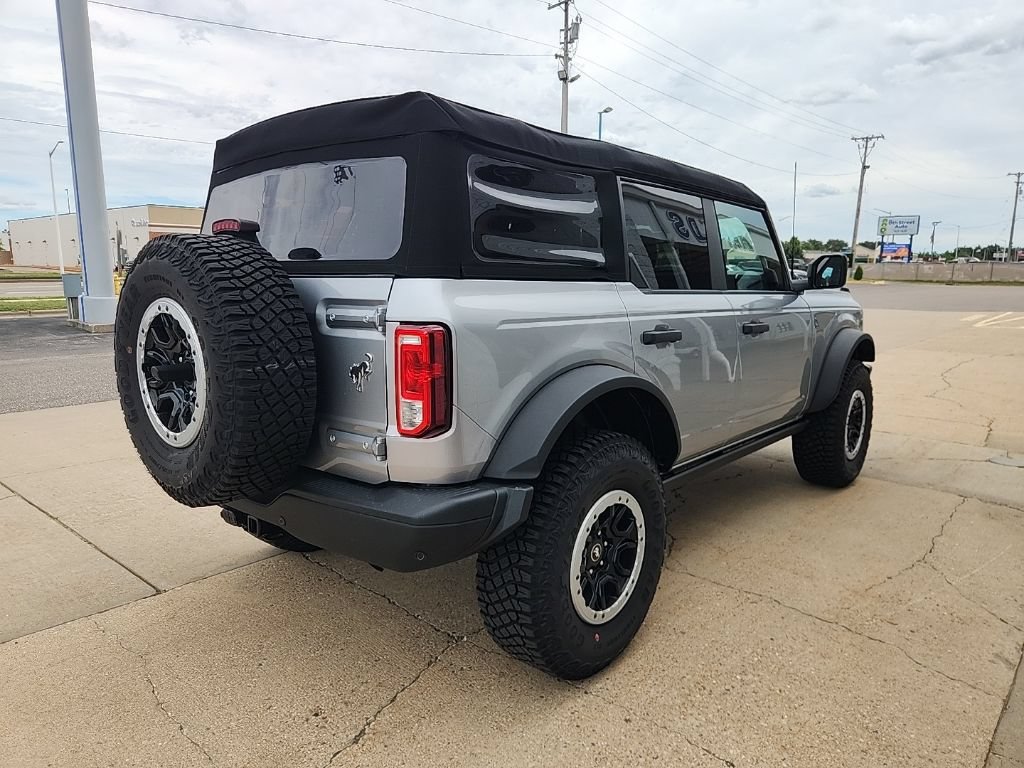 Used 2024 Ford Bronco Black Diamond w/ Sasquatch Package AWD/4WD image 8