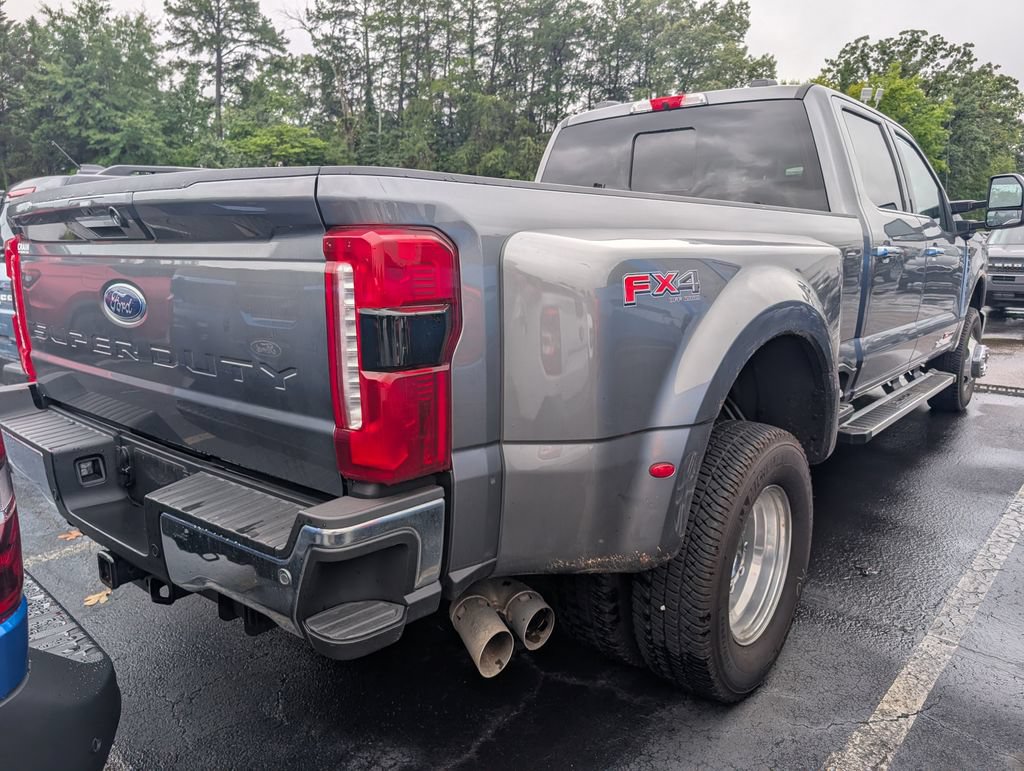 Used 2024 Ford F350 Lariat w/ Chrome Package AWD/4WD image 3