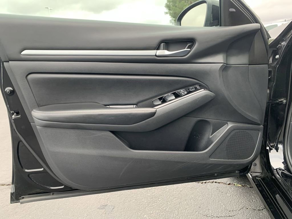 Used 2023 Nissan Altima 2.5 SV image 20