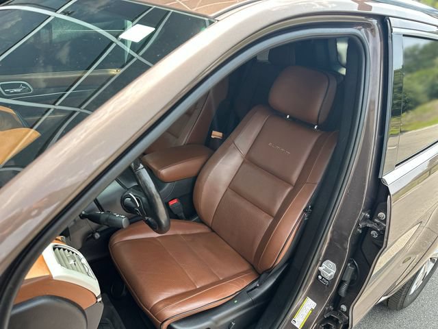 Used 2021 Jeep Grand Cherokee Summit w/ Platinum Series Group AWD/4WD image 12