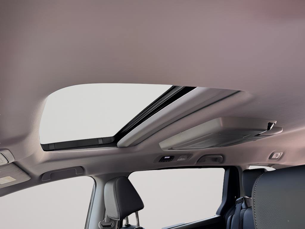 Used 2023 Honda Odyssey Touring image 21