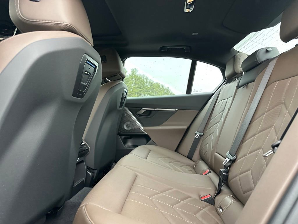 Certified 2024 BMW i5 M60 w/ Premium Package image 18