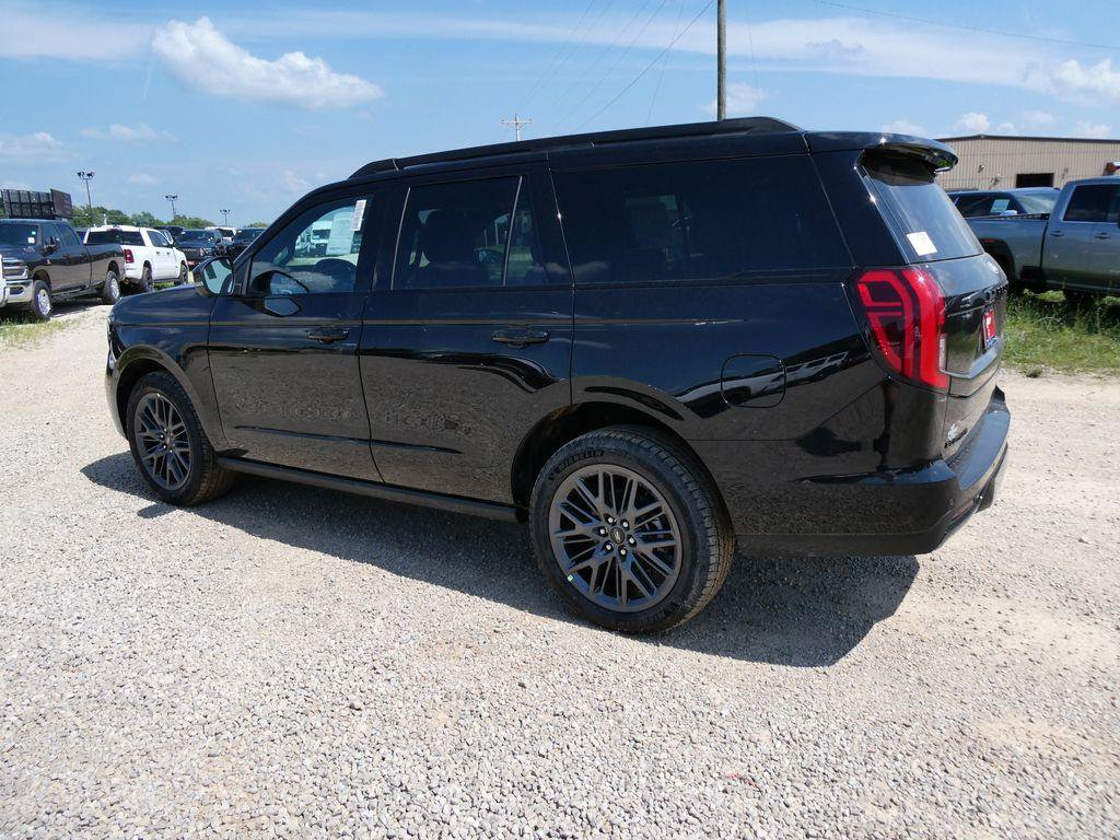 New 2027 Ford Expedition Platinum w/ Stealth Appearance Package AWD/4WD image 7