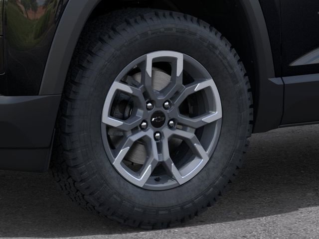 New 2026 Chevrolet Equinox ACTIV w/ LPO, Floor Liner Package AWD/4WD image 11