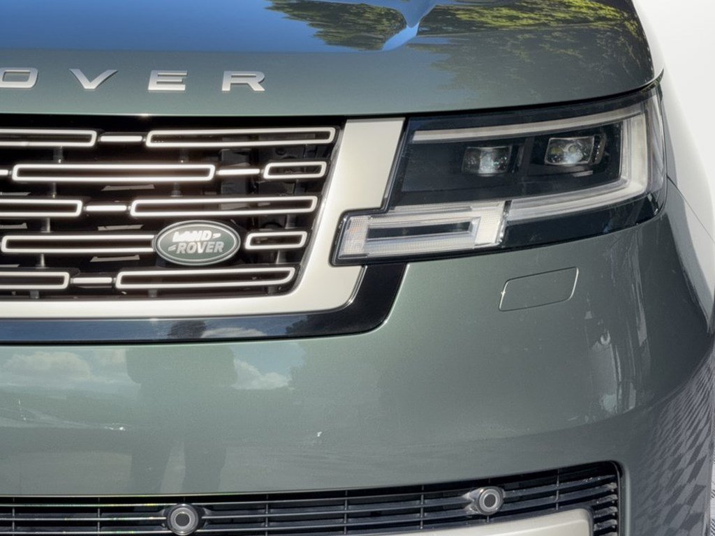 Used 2023 Land Rover Range Rover SE AWD/4WD image 12