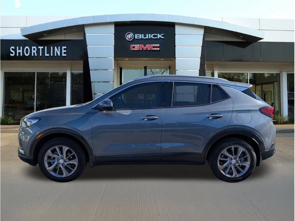 Used 2022 Buick Encore GX Essence w/ Advanced Technology Package AWD/4WD image 5