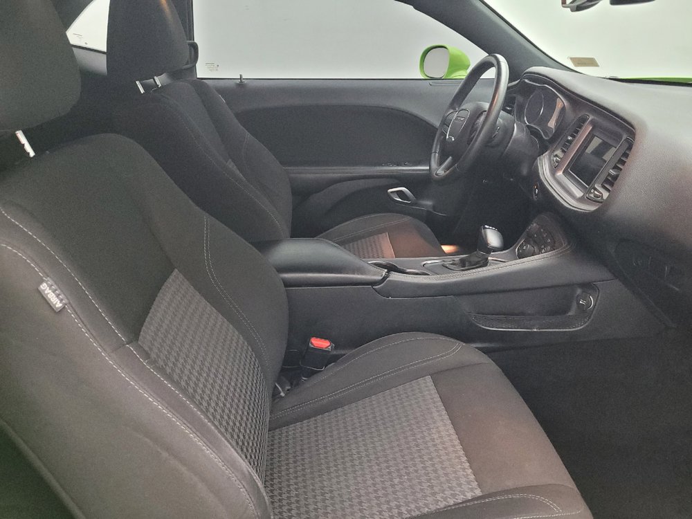 Used 2023 Dodge Challenger SXT RWD image 21
