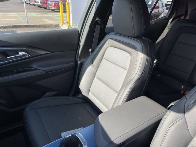 New 2026 Chevrolet Equinox EV LT FWD image 25