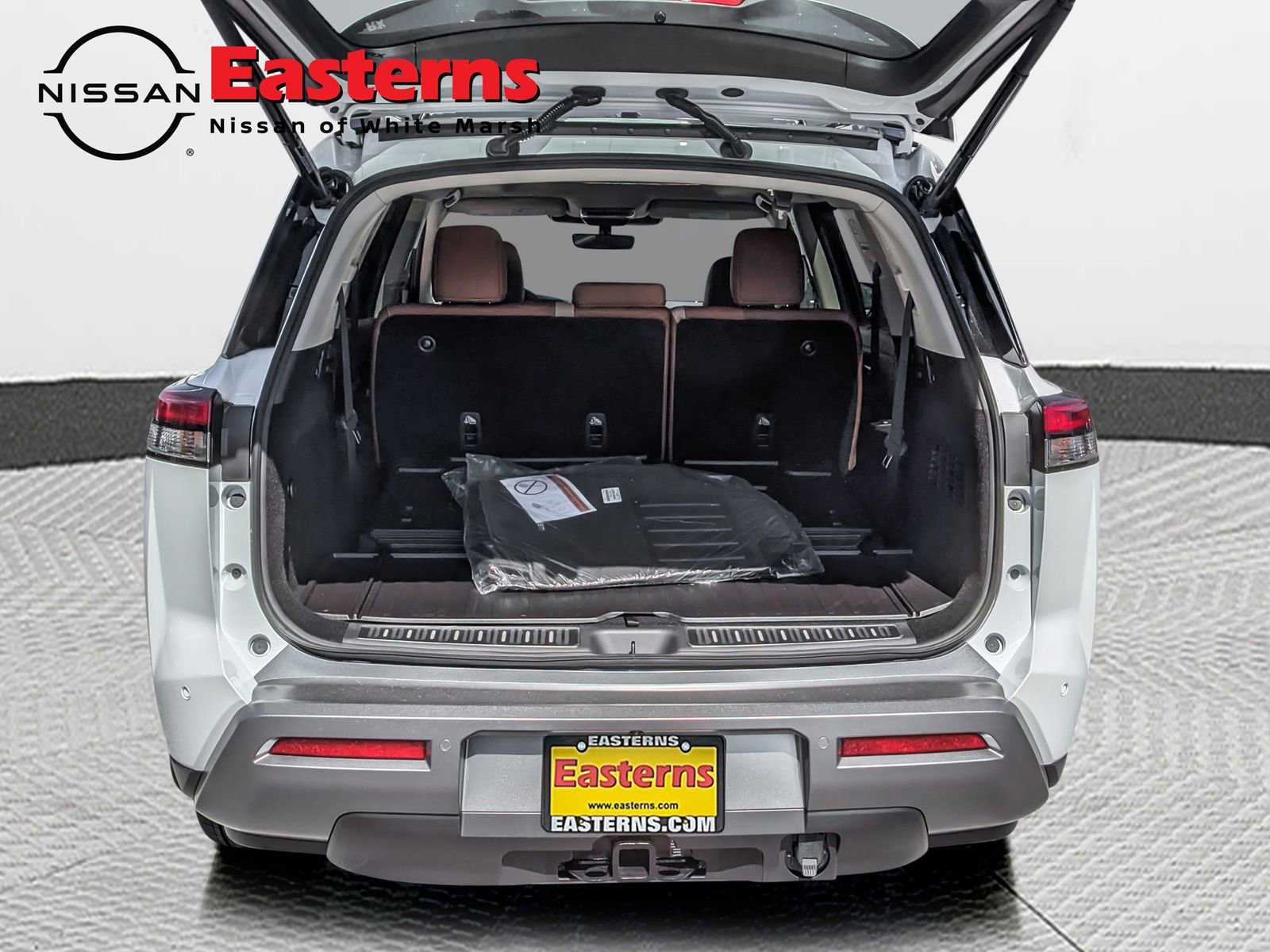 New 2026 Nissan Pathfinder Platinum image 10