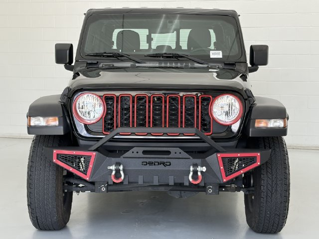 Used 2024 Jeep Gladiator Sport AWD/4WD image 3