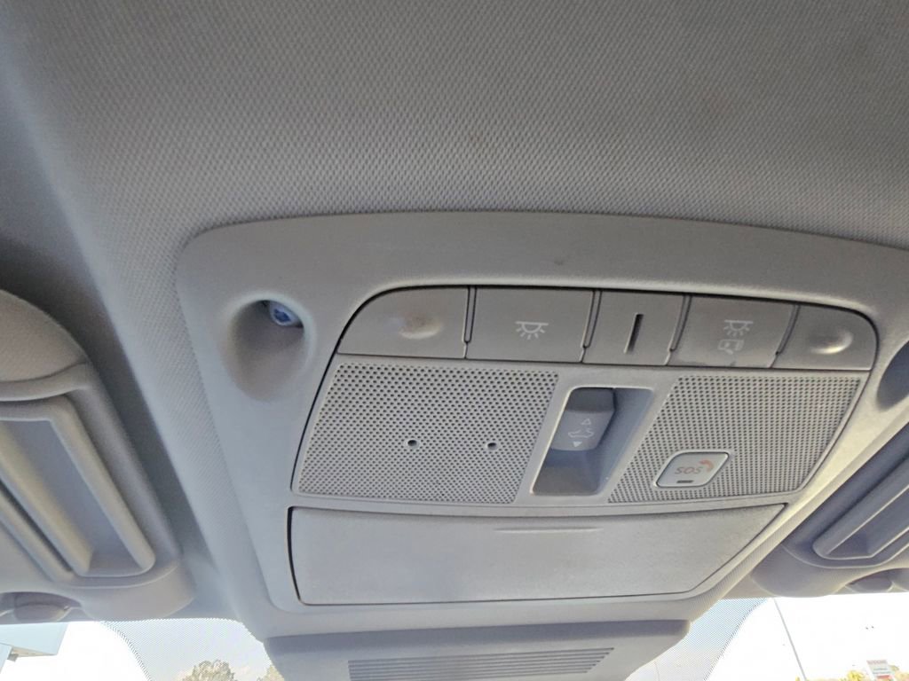 Used 2020 Nissan Armada SL w/ Premium Package RWD image 28