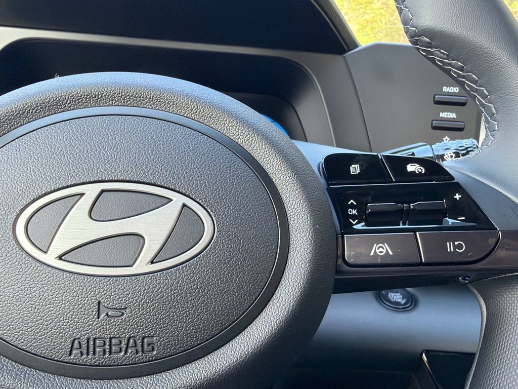 New 2026 Hyundai Elantra Sport FWD image 28