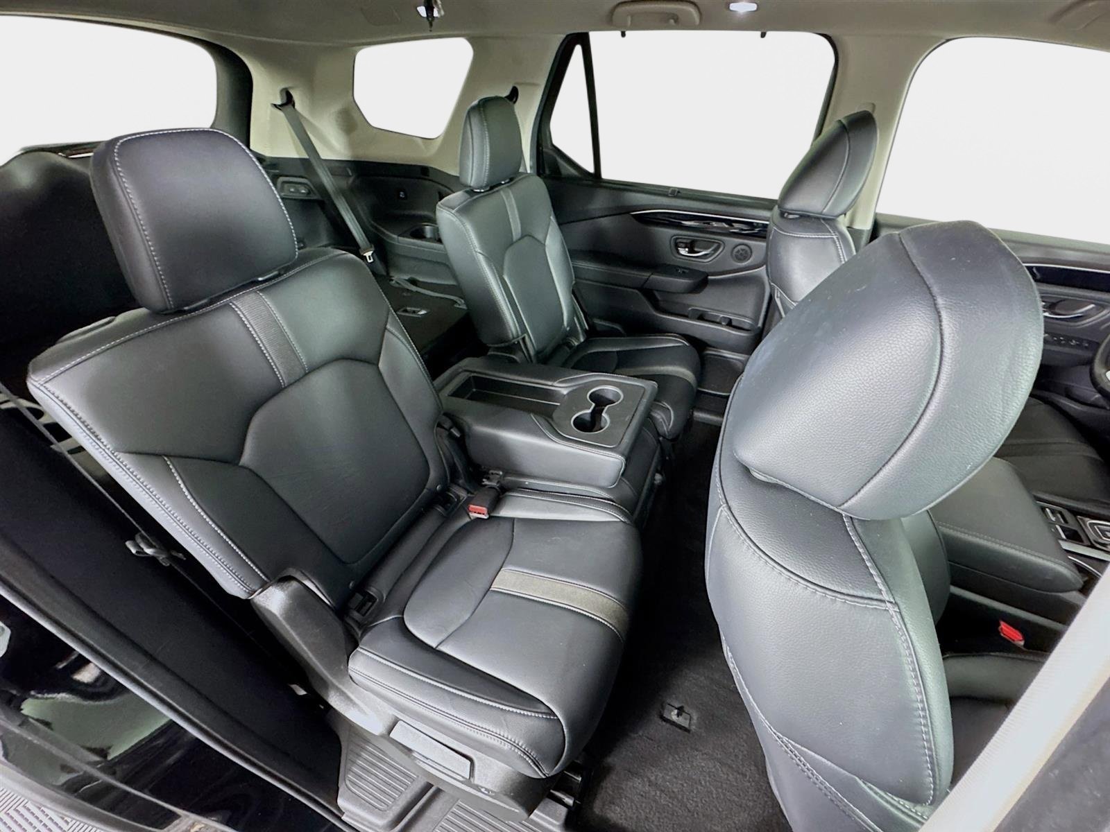 Used 2023 Honda Pilot Touring image 29