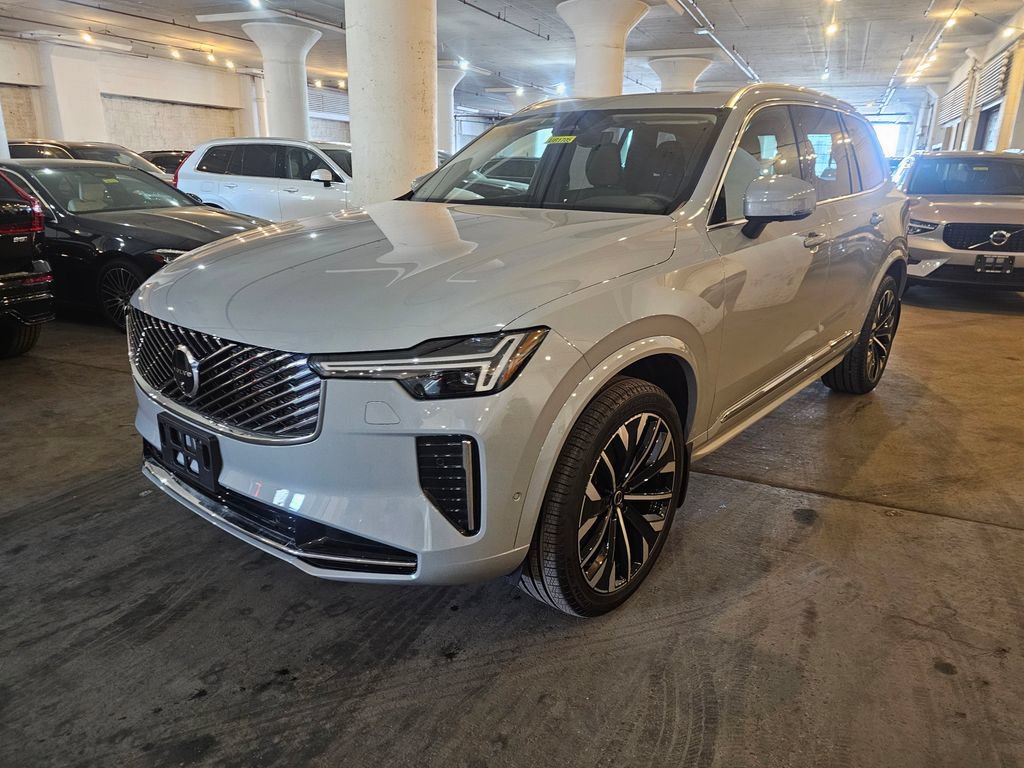 Used 2026 Volvo XC90 B6 Plus w/ Protection Package