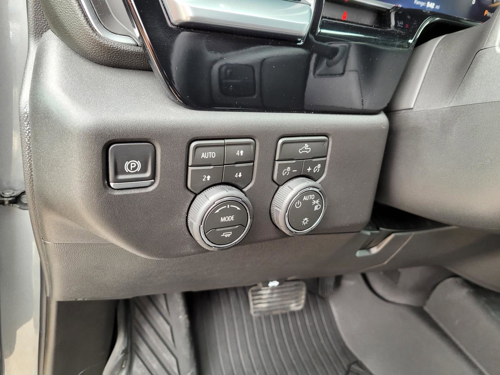 New 2026 Chevrolet Silverado 1500 LT w/ Texas Edition Plus AWD/4WD image 16