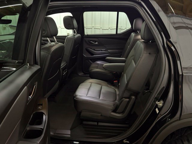 Used 2023 Chevrolet Traverse RS AWD/4WD image 24