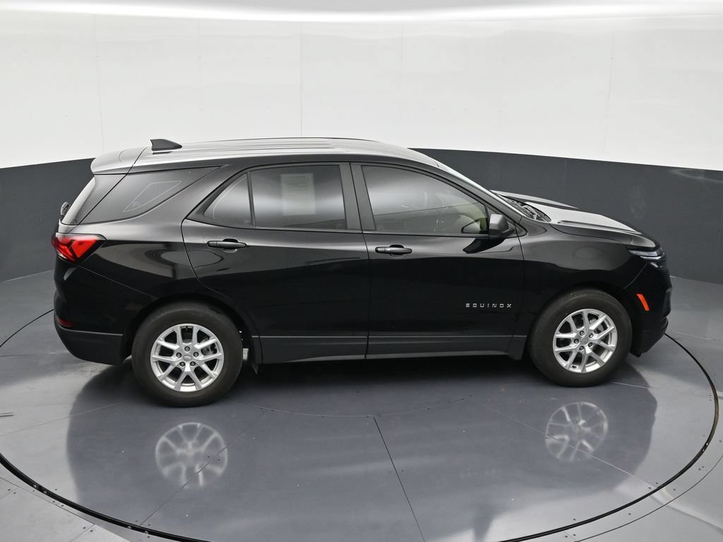 Certified 2024 Chevrolet Equinox LS FWD image 17