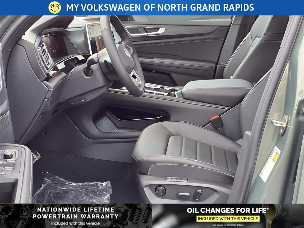 New 2026 Volkswagen Atlas Cross Sport SEL R-Line image 6