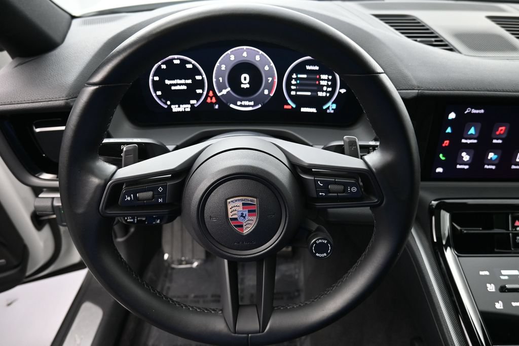 Certified 2025 Porsche Panamera RWD image 12