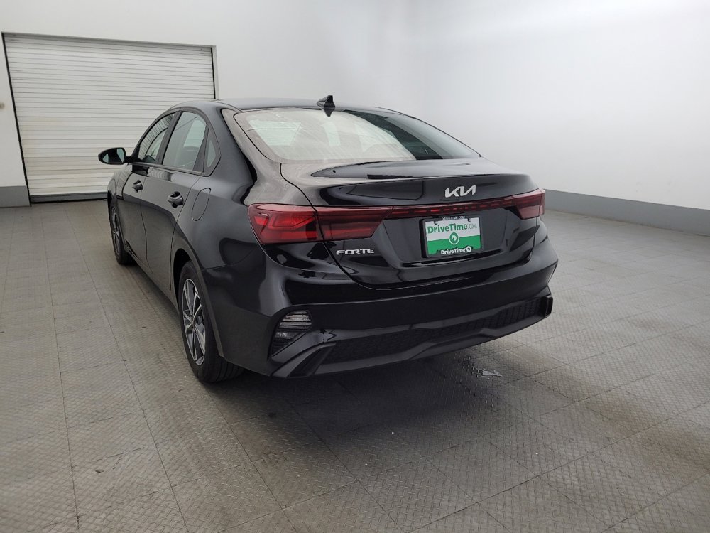Used 2023 Kia Forte LXS image 6