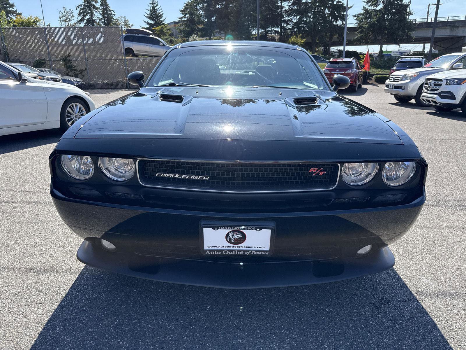 Used 2012 Dodge Challenger R/T image 3