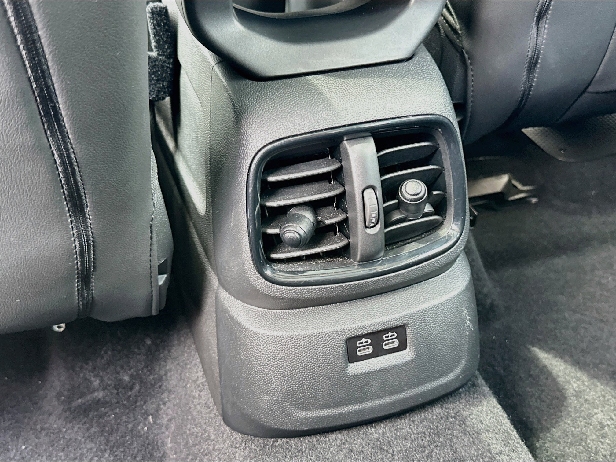Used 2024 MINI Cooper Countryman S w/ Premium Package FWD image 26