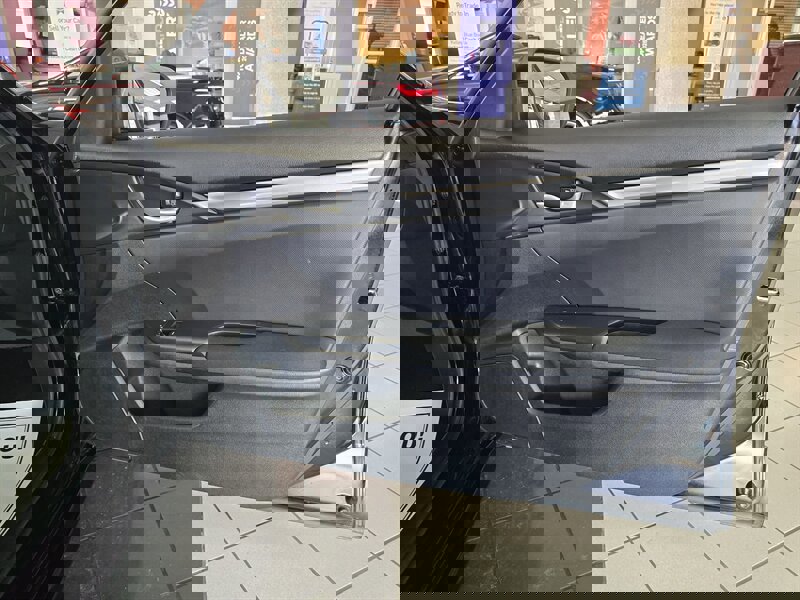 Used 2019 Honda Civic LX image 12