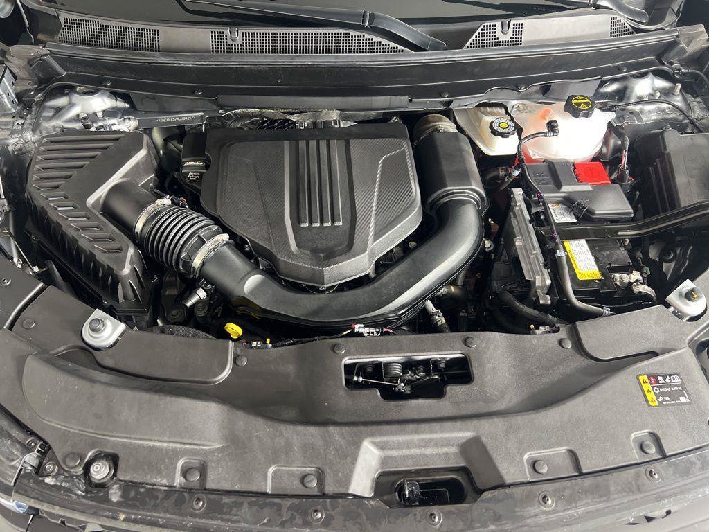 Used 2024 Chevrolet Traverse RS FWD image 26